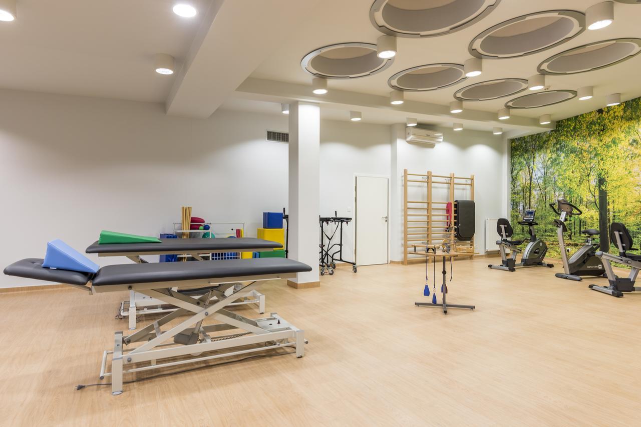 Willa Wiosenna Hotel Ozarow Mazowiecki Kültér fotó
