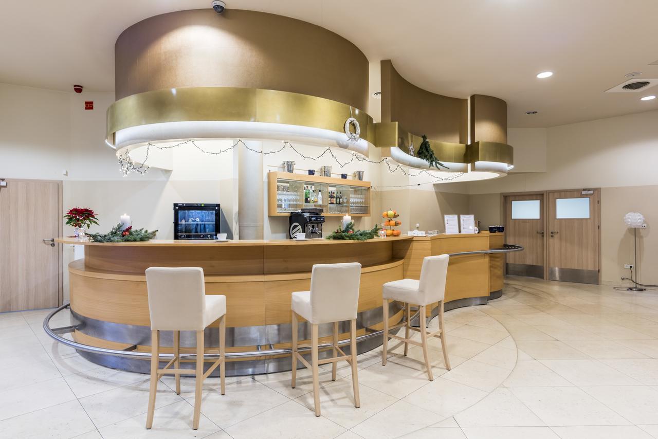 Willa Wiosenna Hotel Ozarow Mazowiecki Kültér fotó