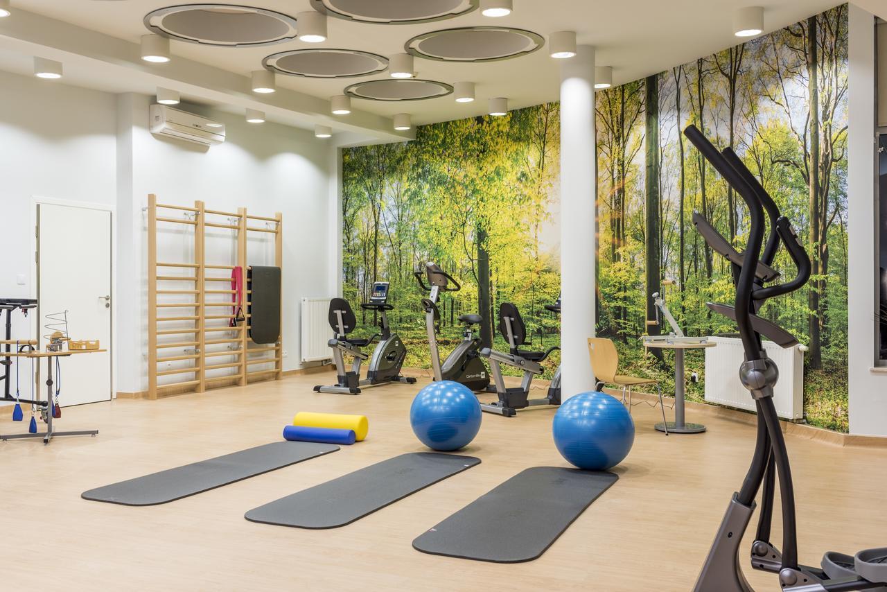 Willa Wiosenna Hotel Ozarow Mazowiecki Kültér fotó
